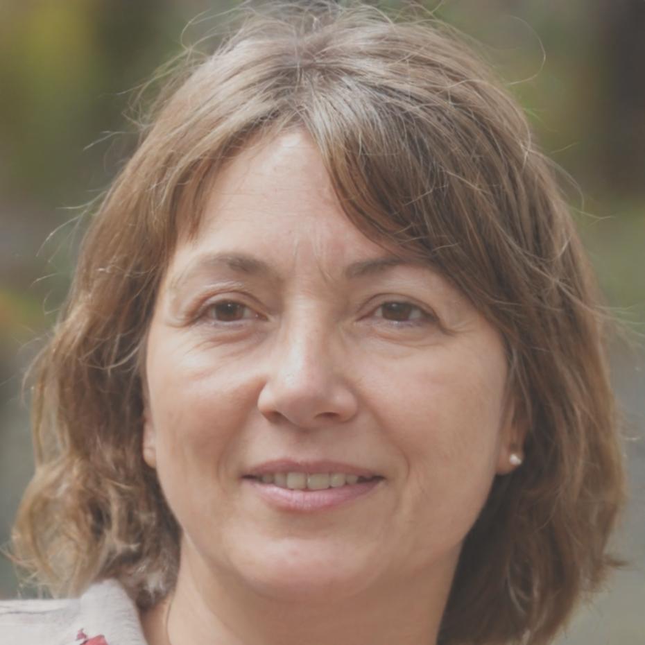 Portrait de Léonide Bouvrette, formatrice en analyse financière