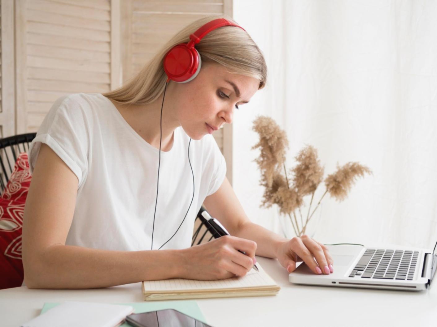 Espace de travail collaboratif pour l'apprentissage financier